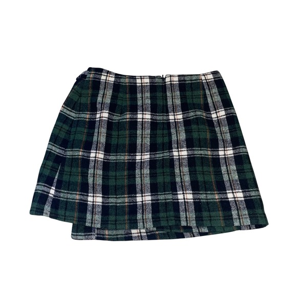 Womans Plaid Skirt Size Small - Picture 2 of 3